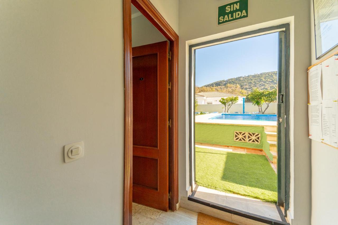לוס קניוס דה מקה Hostal Miramar מראה חיצוני תמונה
