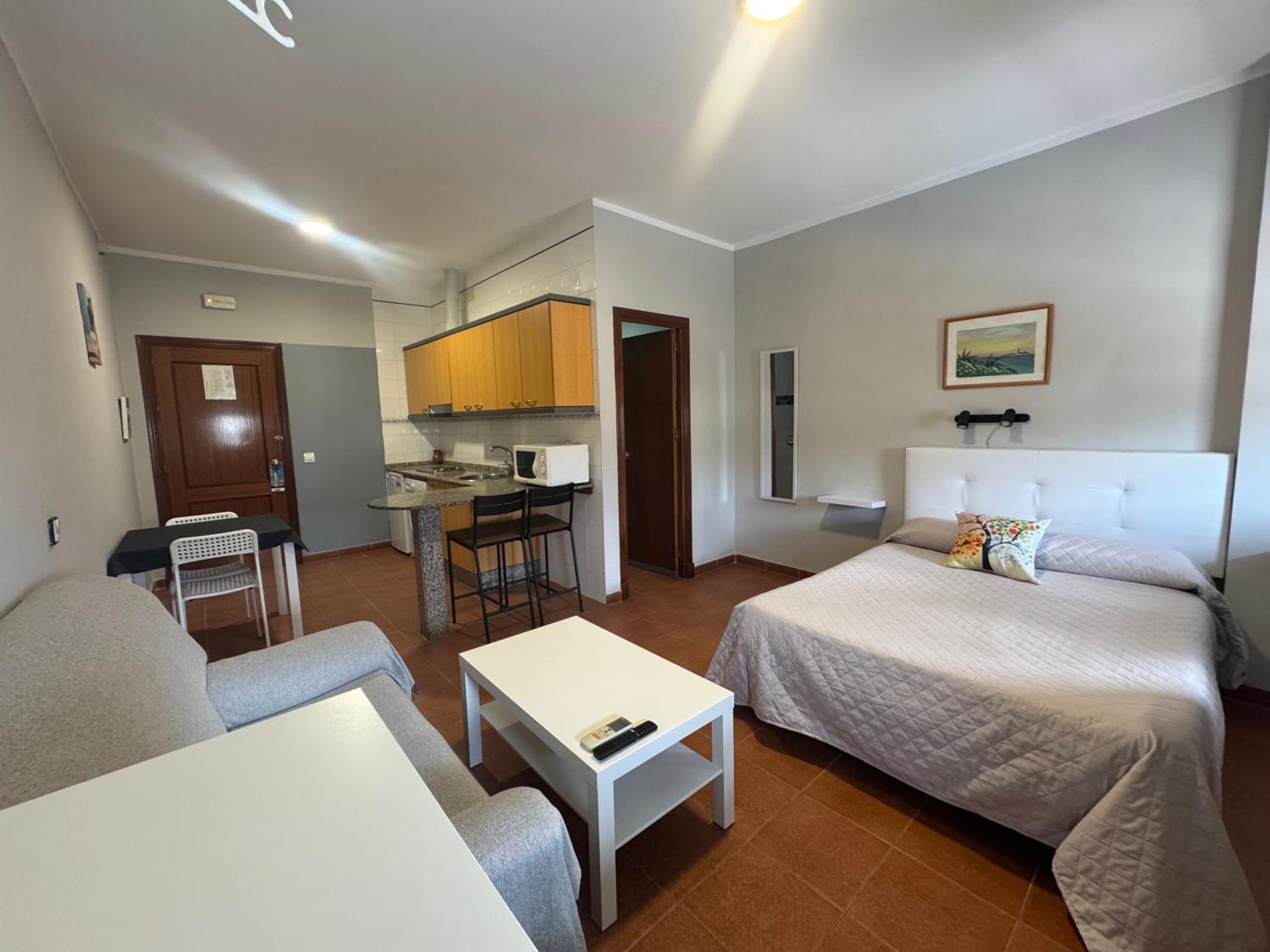 לוס קניוס דה מקה Hostal Miramar מראה חיצוני תמונה