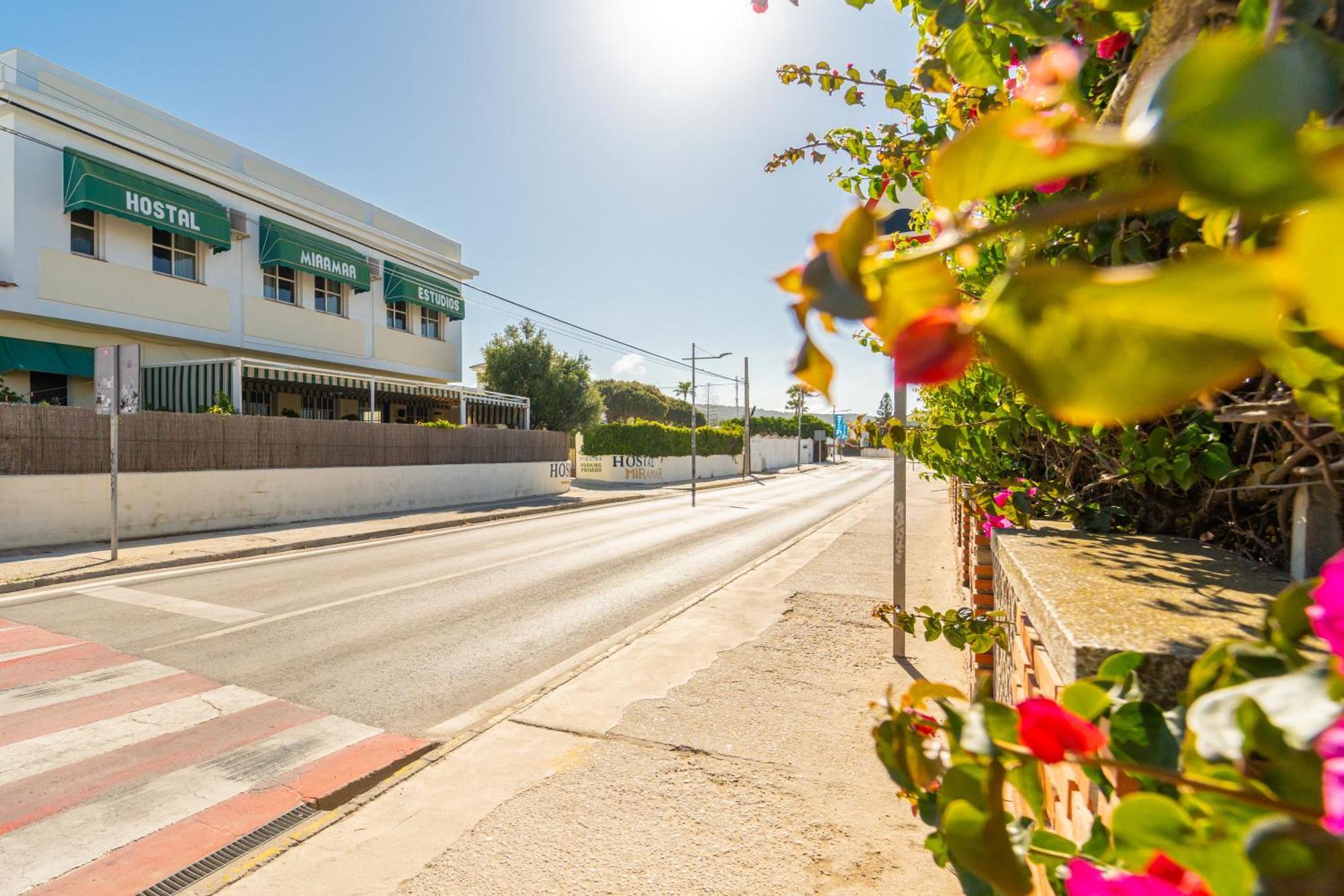 לוס קניוס דה מקה Hostal Miramar מראה חיצוני תמונה