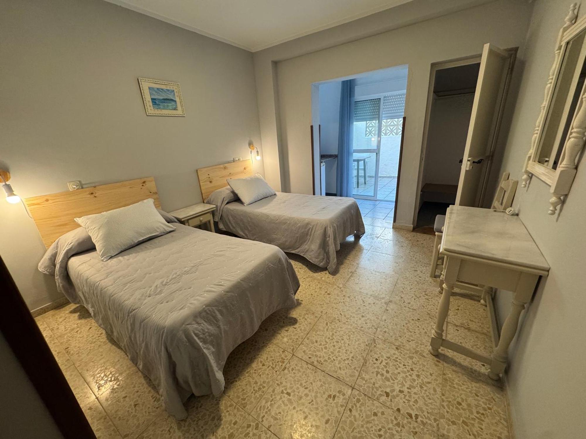 לוס קניוס דה מקה Hostal Miramar מראה חיצוני תמונה