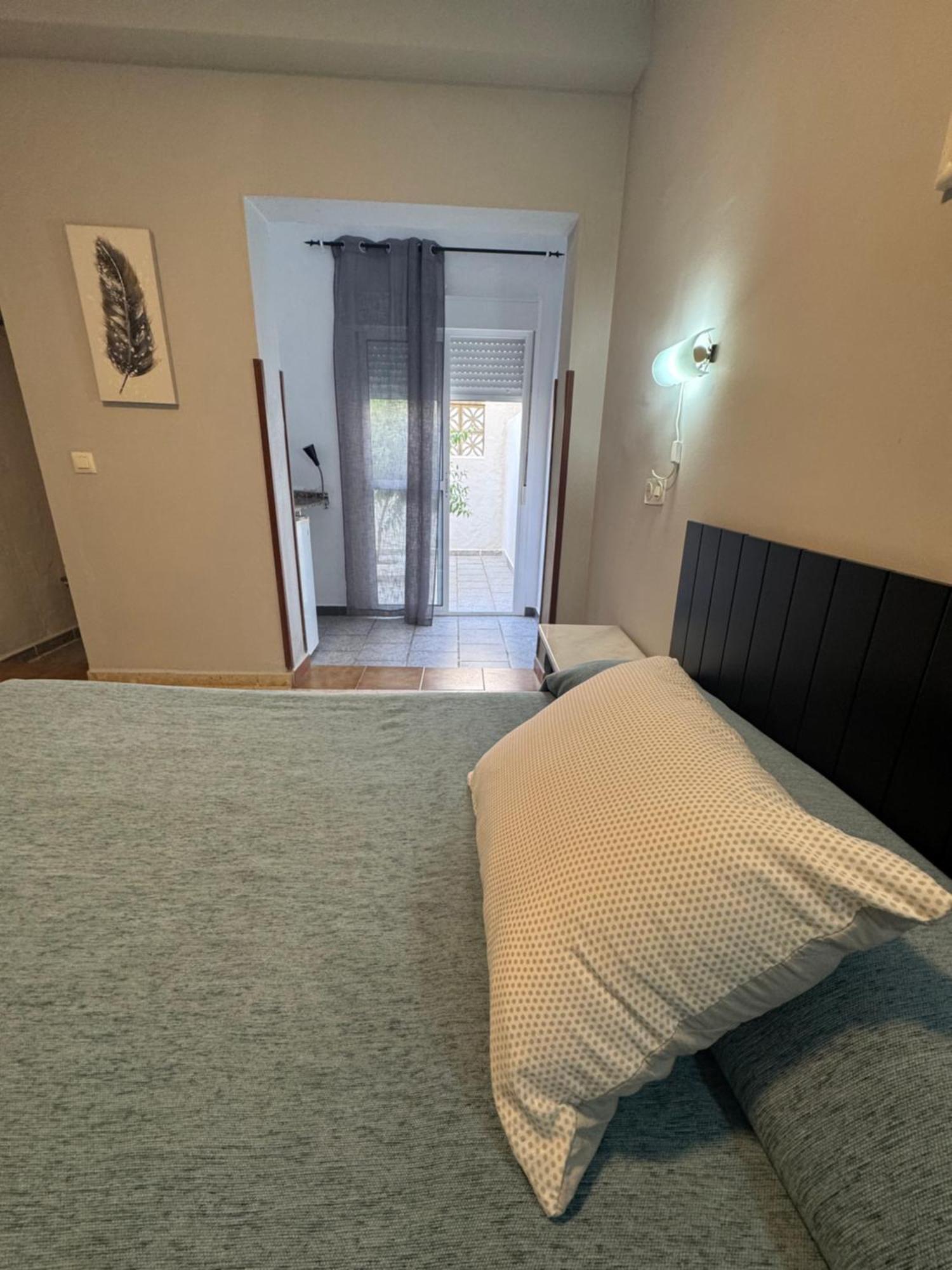 לוס קניוס דה מקה Hostal Miramar מראה חיצוני תמונה